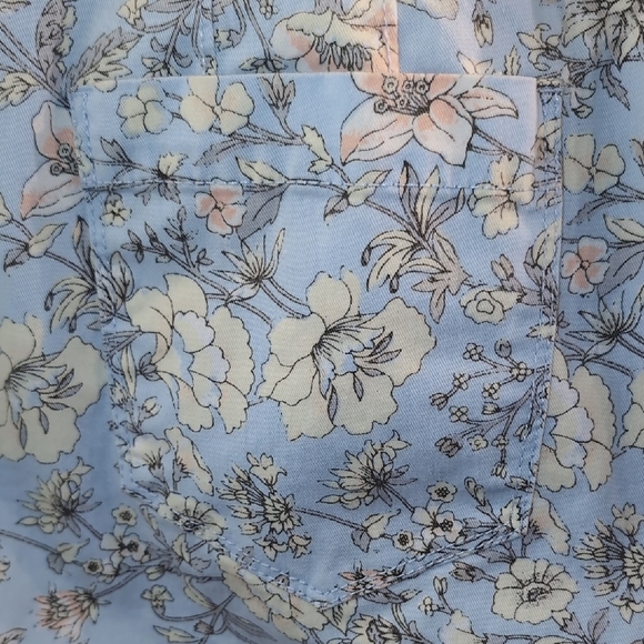 LOFT Light Blue Floral Mini Skirt - Picture 5 of 8